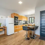 Apartment Salsa Ii *